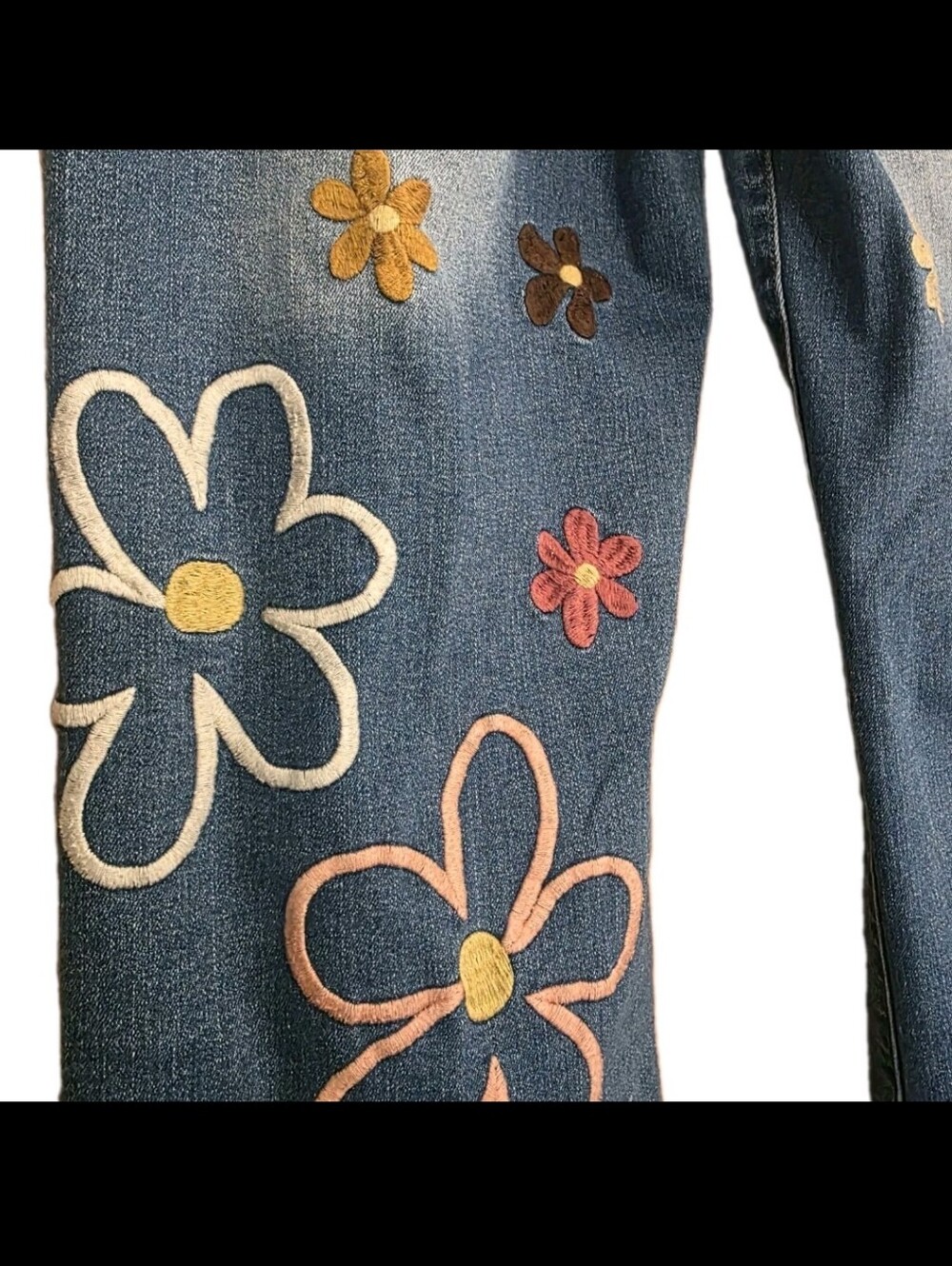 Bar X Oli & Hali Embroidered Floral Wide-Leg Jeans — Blue SZ M - Picture 6 of 10